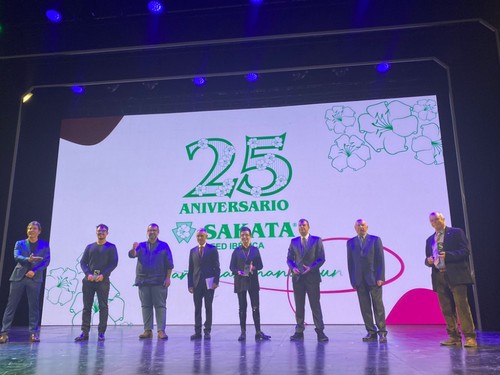 Sakata celebró su 25 aniversario.