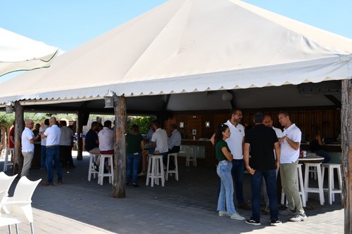 Mostraron su catálogo a cadenas de distribución, técnicos, agricultores...