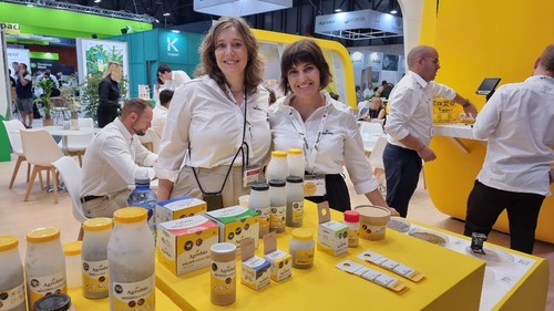 Isabel Sabtorromán y Ana Arévalo, de Agrobío