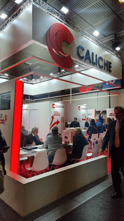 Expositor de Caliche