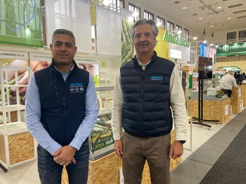 Marcos Parra y Pelayo Fernández, de BIHOX, visitaron la feria y se reunieron con amigos y clientes.
