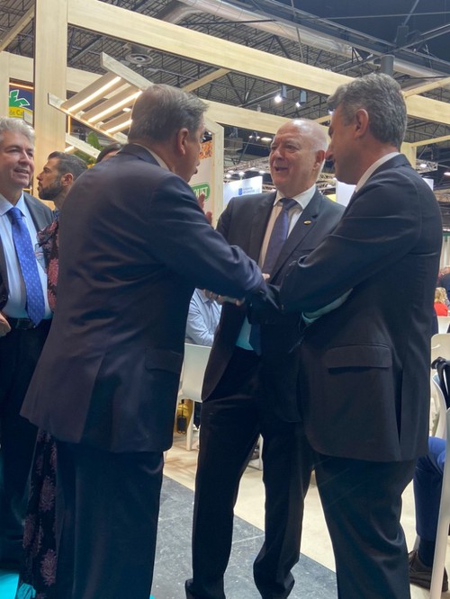 El ministro de Agricultura, Luis Planas, ha conversado con los máximos responsables de Anecoo