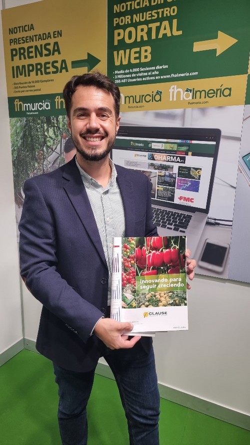 José Miguel Reyes, responsable de Marketing y Comunicación de HM.CLAUSE, en el stand de FHSPAIN