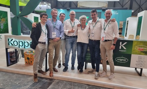 Equipo de Koppert con Lola Gómez, gerente de Clisol Agro