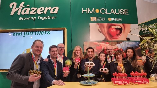 Los equipos de Hazera y HM.CLAUSE, que comparten grupo empresarial, posan para FHSPAIN