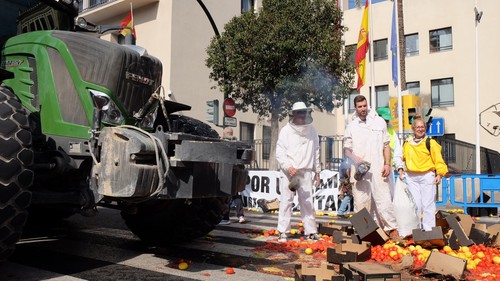 El campo murciano sale a la calle en defensa del sector