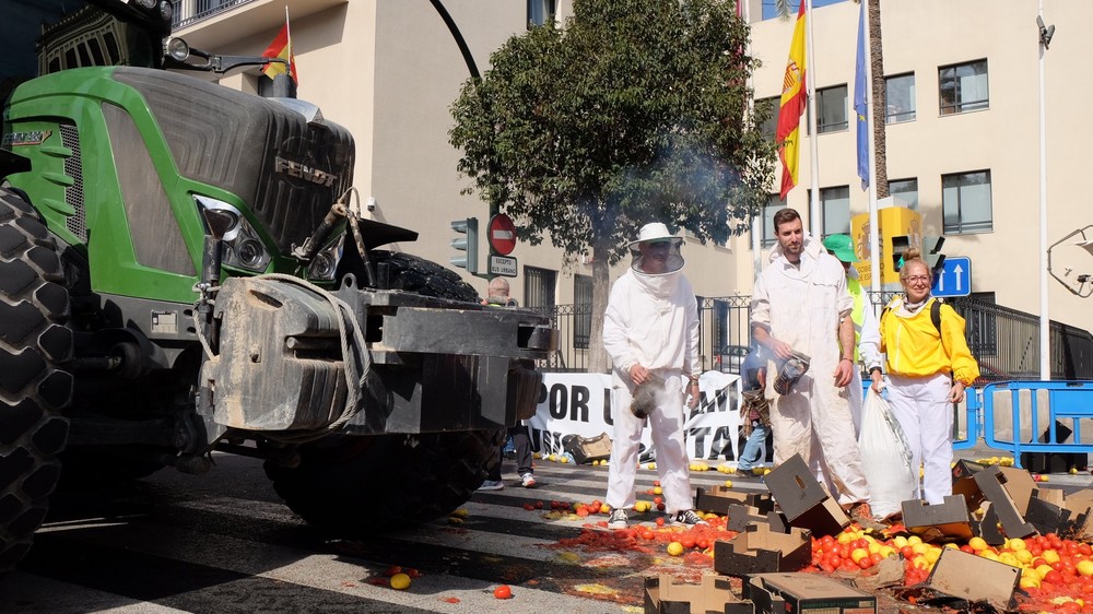 El campo murciano sale a la calle en defensa del sector