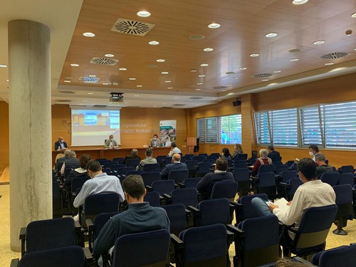 Agricultura acoge la presentación del libro ‘Estructura de costes de las orientaciones productivas agrícolas de la Región de Murcia: horticultura al aire libre y bajo invernadero’