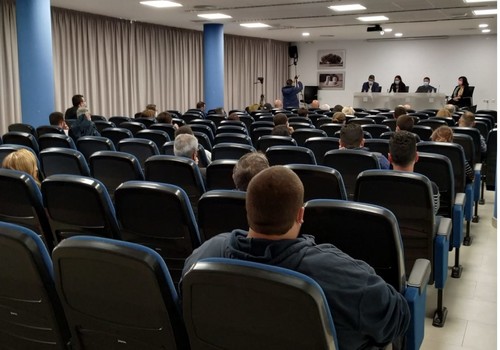 El Gobierno regional informa a los jóvenes agricultores de Fuente Álamo de la nueva convocatoria de ayudas por valor de 9,2 millones