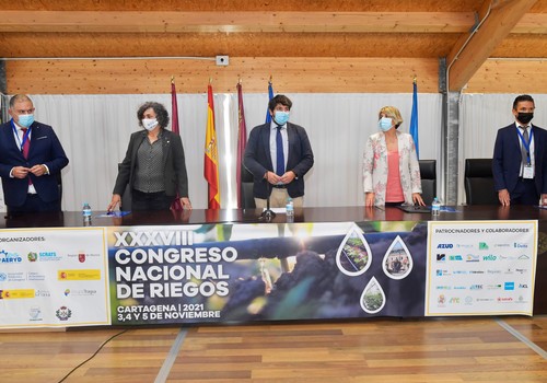 López Miras anuncia 14 millones para modernizar regadíos y espera que la visita de Ribera “llegue esta vez con compromisos firmes” para el Mar Menor