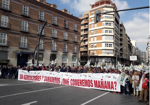 ASAJA, COAG y UPA anuncian el lanzamiento de un gran proceso nacional de movilizaciones