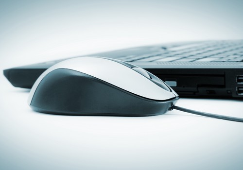 El Gobierno destina más de 3 millones de euros  para mejorar las competencias digitales del sector agroalimentario