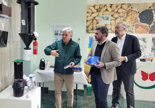 La Comunidad pide al Gobierno central nuevas líneas de ayudas para la investigación y el uso de feromonas contra las plagas en los cultivos