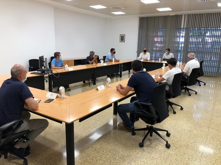 La Comunidad anuncia ayudas por importe de 1,5 millones para contribuir a modernizar el sector de la flor cortada