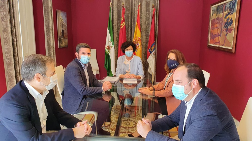 Gobierno regional y Junta de Andalucía muestran su rechazo frontal al recorte del trasvase Tajo-Segura que plantea el Gobierno central