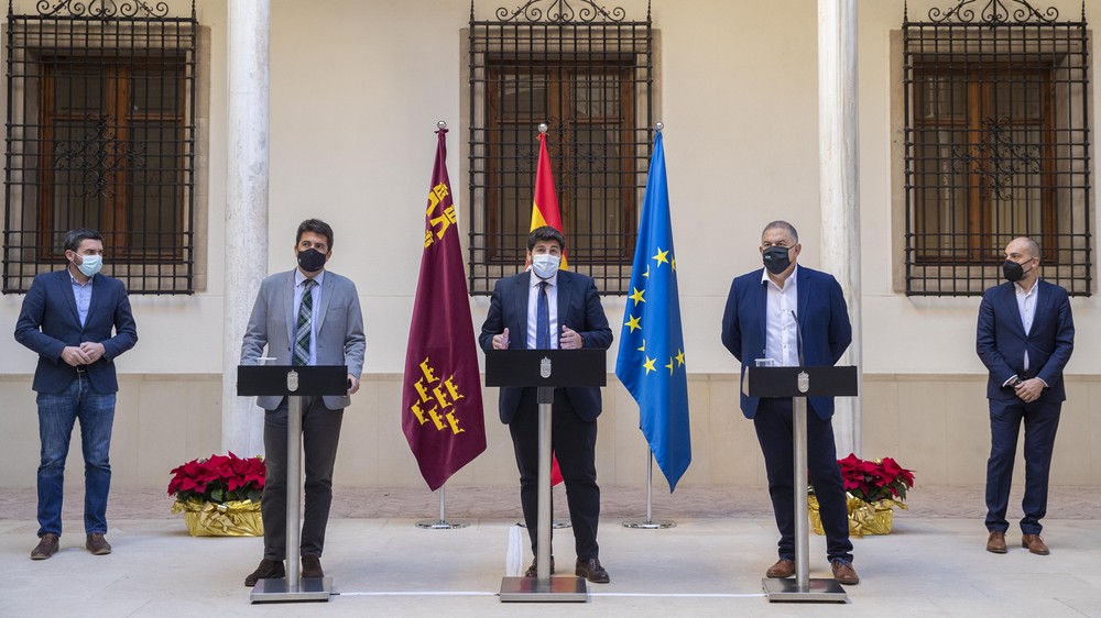  López Miras defiende “la unión de todos los que creemos en España” para alcanzar un acuerdo nacional de agua “que garantice las necesidades de todas las cuencas”