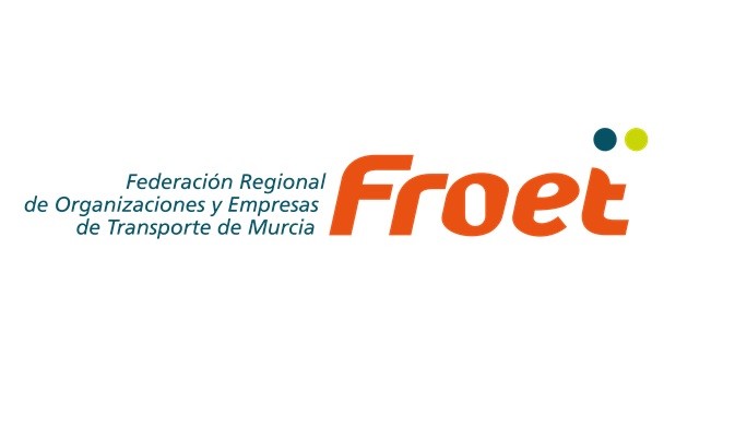 Hasta un millar de conductores murcianos permanecen atrapados en el Reino Unido tras el cierre francés de la frontera por una nueva variante del coronavirus
