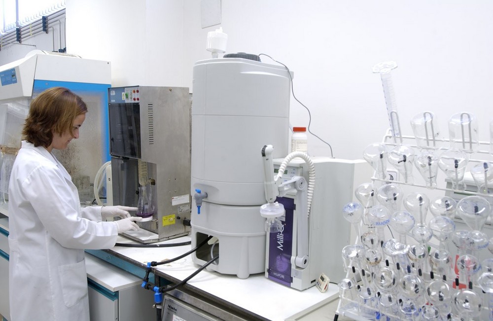 La Comunidad impulsa investigaciones para mejorar la calidad de las aguas depuradas con soluciones innovadoras y sostenibles