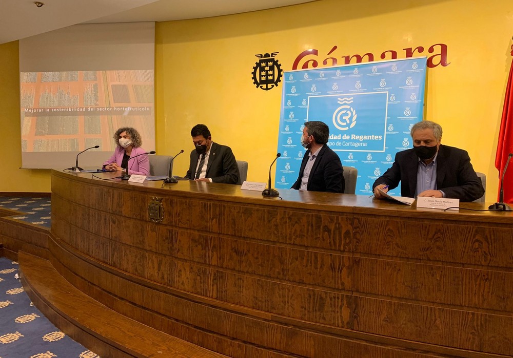 La UPCT monitorizará la fertirrigación en el campo de Cartagena para incrementar la sostenibilidad de las explotaciones agrícolas