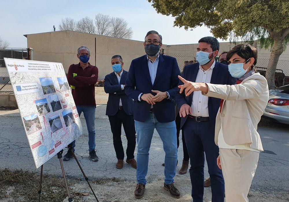 La Comunidad invierte más de 150.000 euros en acondicionar dos caminos rurales de Santomera y mejorar la accesibilidad