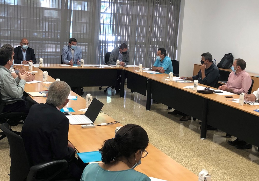El Gobierno regional pone en marcha la Mesa del Cítrico para abordar los principales retos del sector