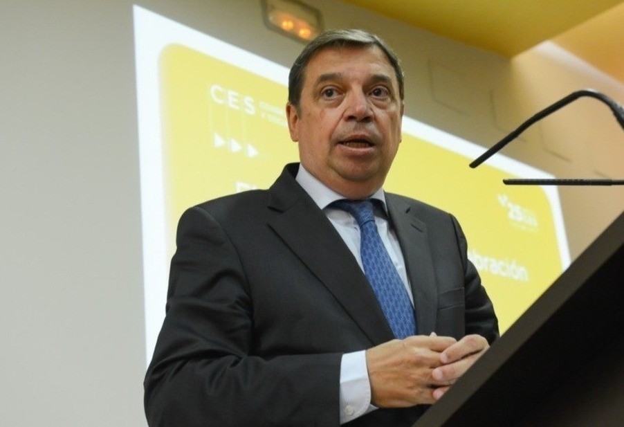 Luis Planas anuncia la salida a consulta pública de la futura ley contra el desperdicio alimentario