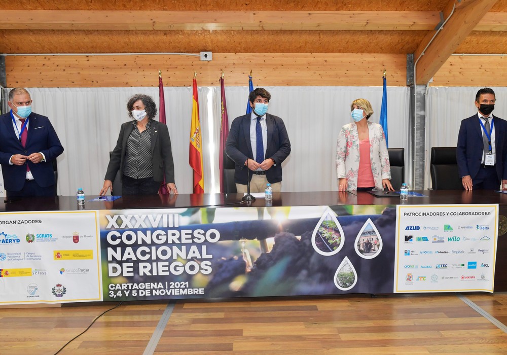 López Miras anuncia 14 millones para modernizar regadíos y espera que la visita de Ribera “llegue esta vez con compromisos firmes” para el Mar Menor