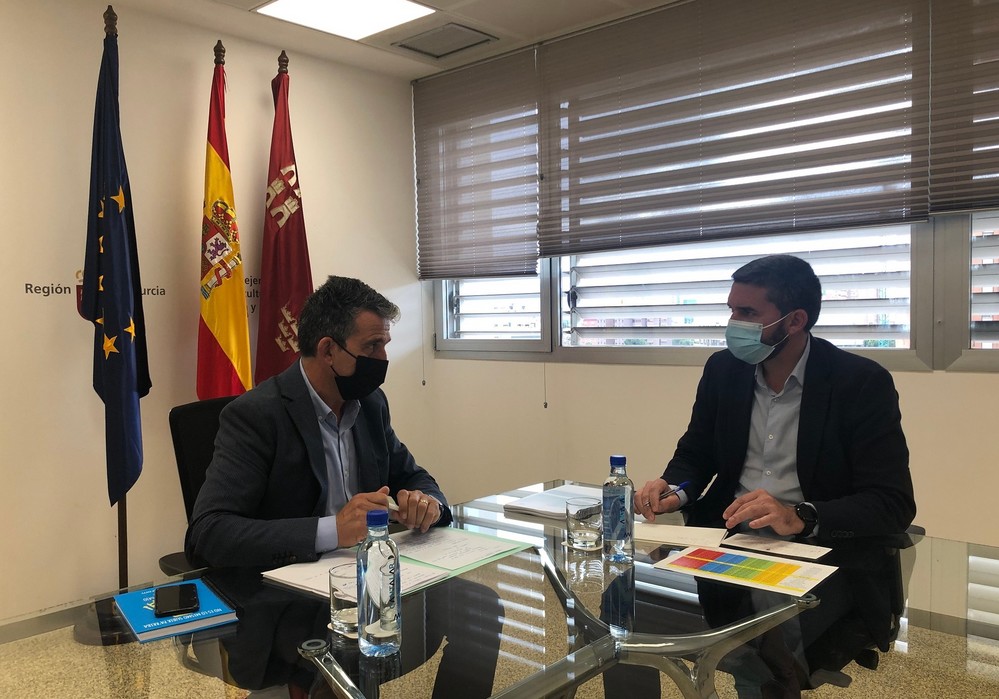 La Comunidad alerta de que se está poniendo en peligro la viabilidad del sector agrario