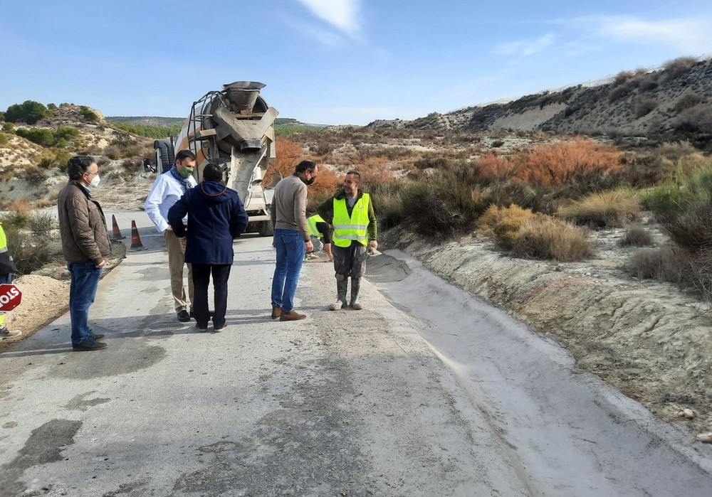  La Comunidad invierte más de 158.000 euros para mejorar los caminos rurales de cinco municipios