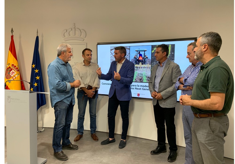La Comunidad convoca ayudas de 28,6 millones para modernizar el sector agrario