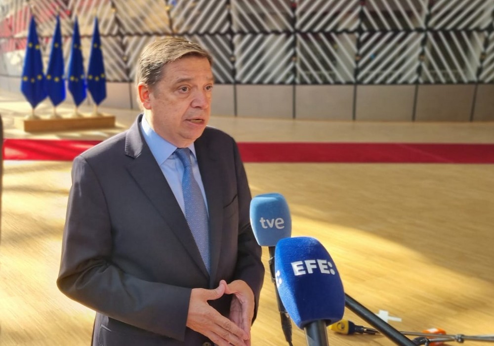 Luis Planas asegura que “España avanza hacia una agricultura más rentable y más sostenible”