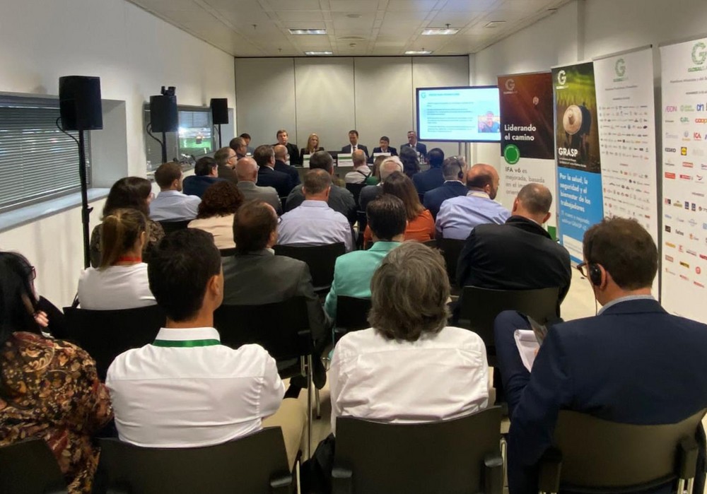 Relaciones Publicas GLOBAL G.A.P. dialoga con el mercado español en Fruit Attraction 2022