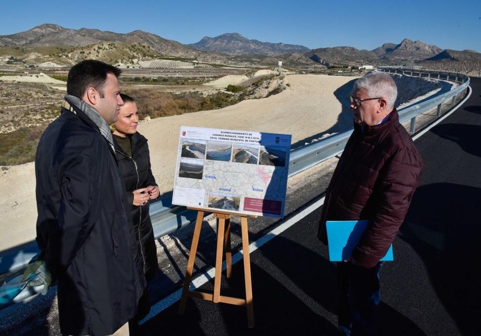  La Comunidad concluye las obras de mejora de tres caminos rurales de Fortuna