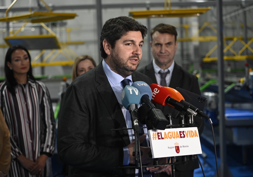 El Gobierno regional impulsa la mejora genética de frutales de hueso para aumentar las variedades y diversificar la producción
