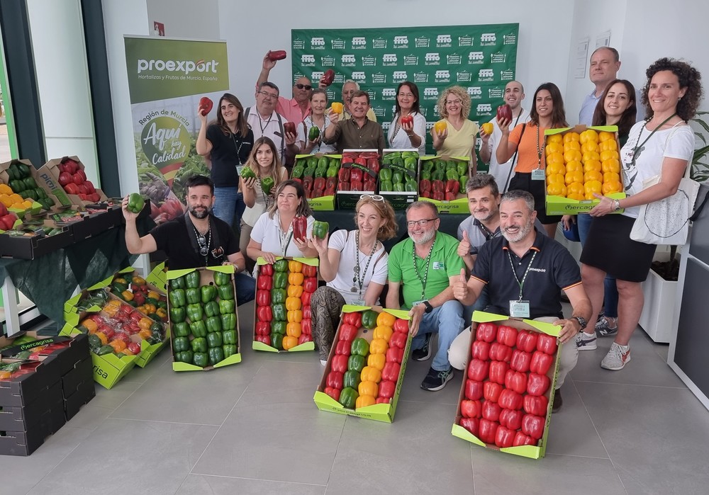 Semillas Fitó y Proexport enseñan el camino del pimiento desde la simiente hasta el plato
