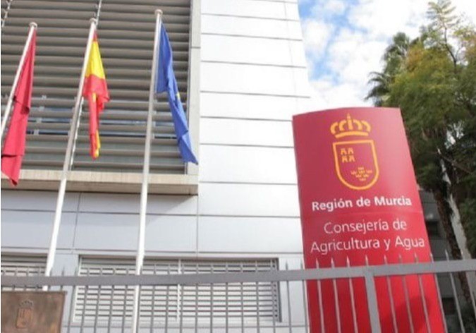  La Comunidad invertirá 384.000 euros en la renovación del firme y la mejora de la seguridad vial de dos caminos rurales de Santomera
