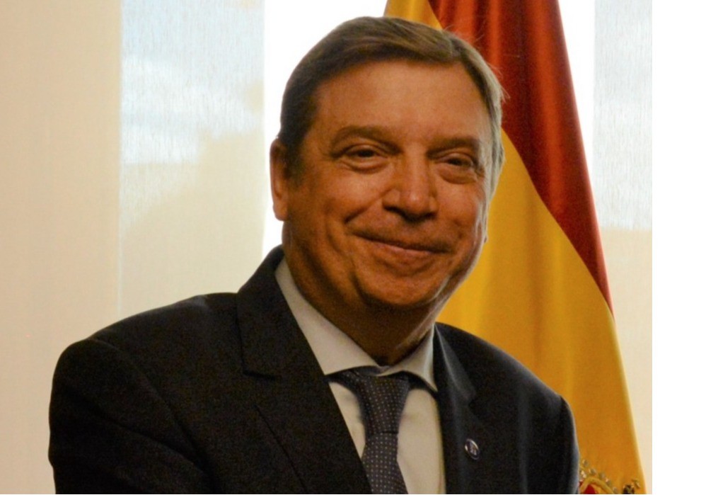 Luis Planas señala que el desarrollo de la Estrategia Nacional de Alimentación será prioritario en esta legislatura