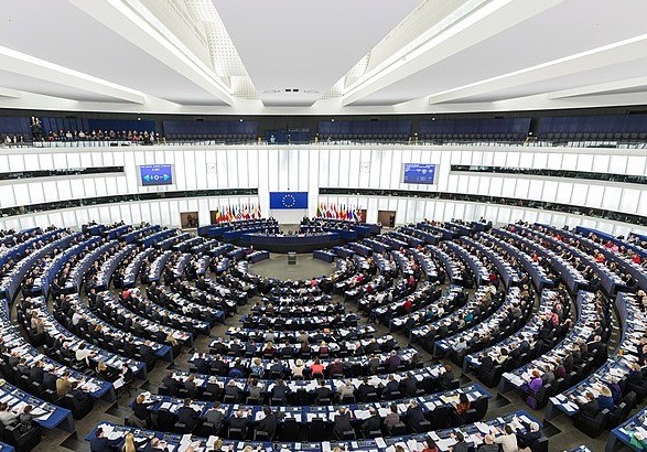La Unión Europea da el paso para regular la edición genómica