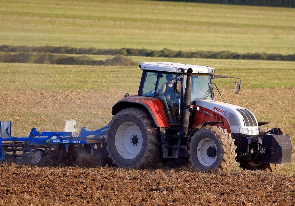 El Gobierno actualiza las bases reguladoras para las ayudas del plan Renove de maquinaria agrícola