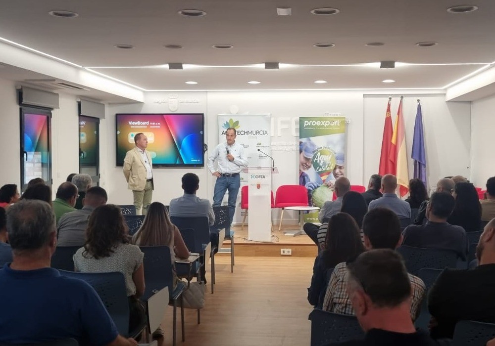 La tecnología aportada por el ecosistema empresarial de AgritechMurcia se reconoce como factor decisivo de éxito en la producción sostenible y exportación de lechuga en la UE