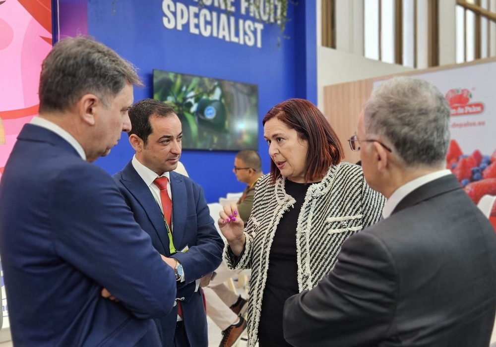 Begoña García apoya al sector hortofrutícola español en Fruit Logistica