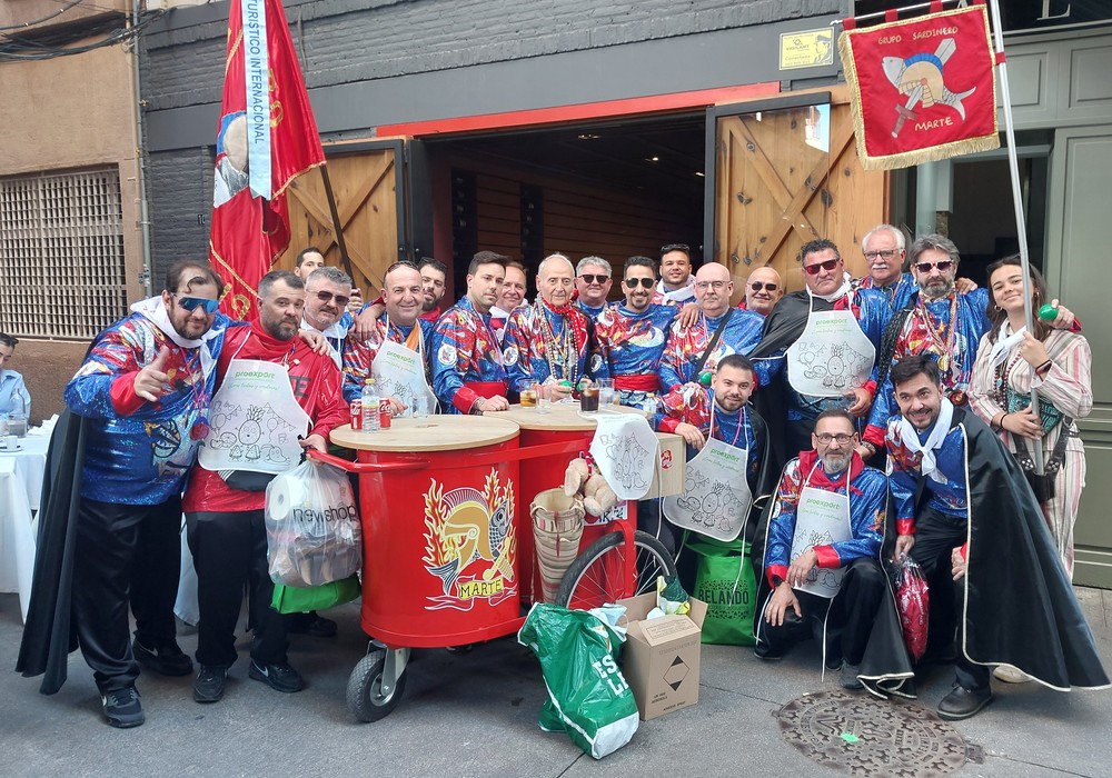 El grupo sardinero Marte celebra su 125 aniversario junto a Proexport, animando a los peques murcianos a comer frutas y verduras