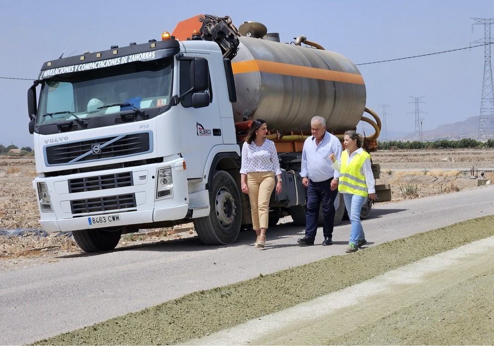 El Gobierno regional invierte más de 650.000 euros en la renovación de cinco kilómetros de caminos rurales en Totana