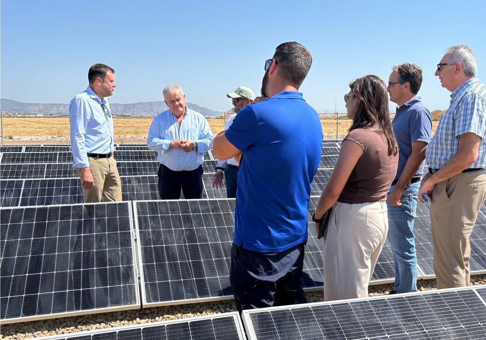 La Comunidad inicia la instalación de una planta solar fotovoltaica para que los regantes de Totana reduzcan su gasto de electricidad
